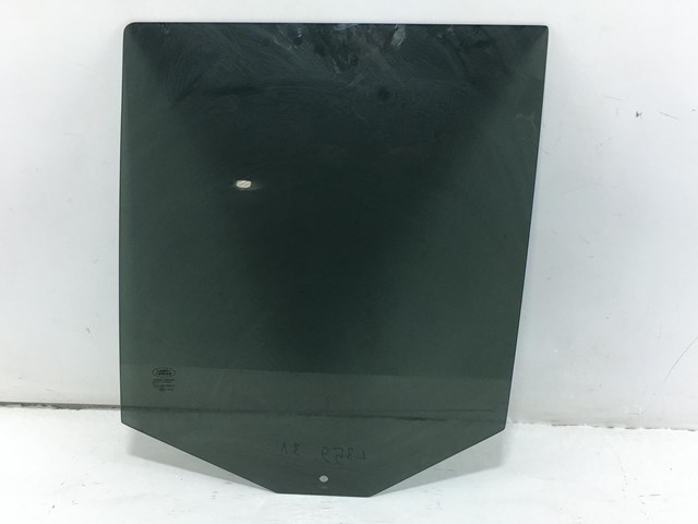 Стекло задней двери, левой LR012501 LAND ROVER