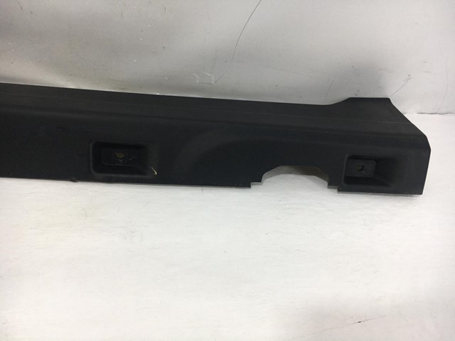 LR014202 LAND ROVER Накладка (молдинг) порога наружная левая купить в Кривой Рог
