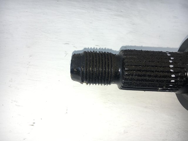 LR024525 LAND ROVER Полуось задняя купить в Украина