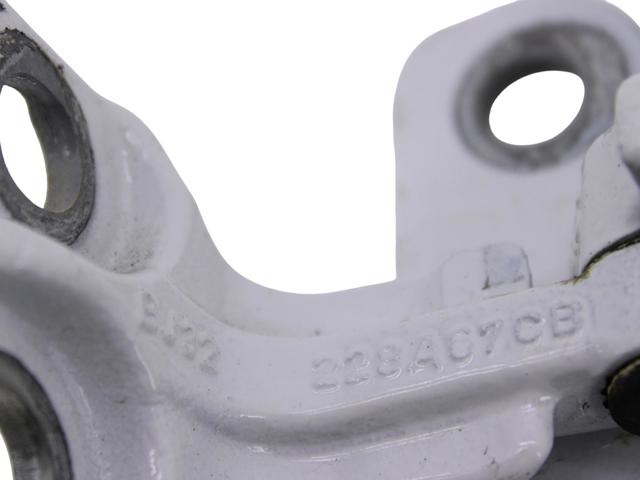 LR027584 LAND ROVER Петля двери передней левой купить в Ровно