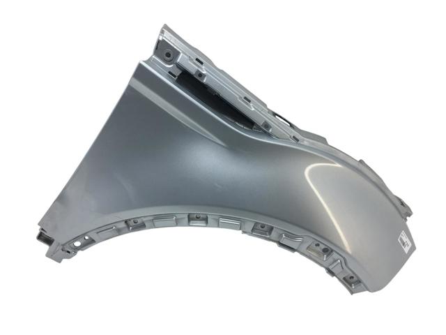 Переднее правое крыло LR027589 LAND ROVER