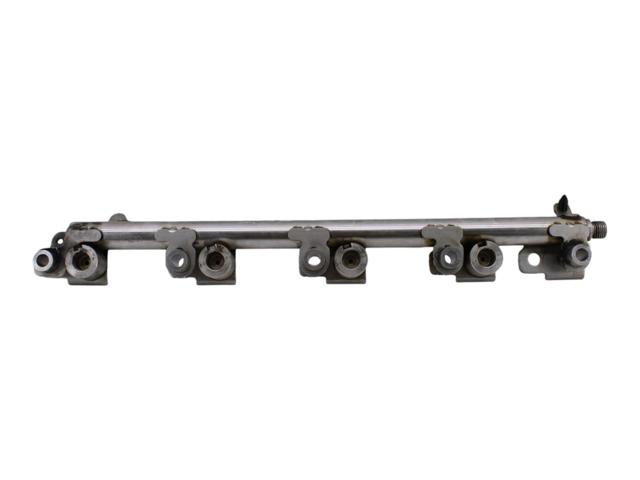 Топливная рампа LR054874 LAND ROVER