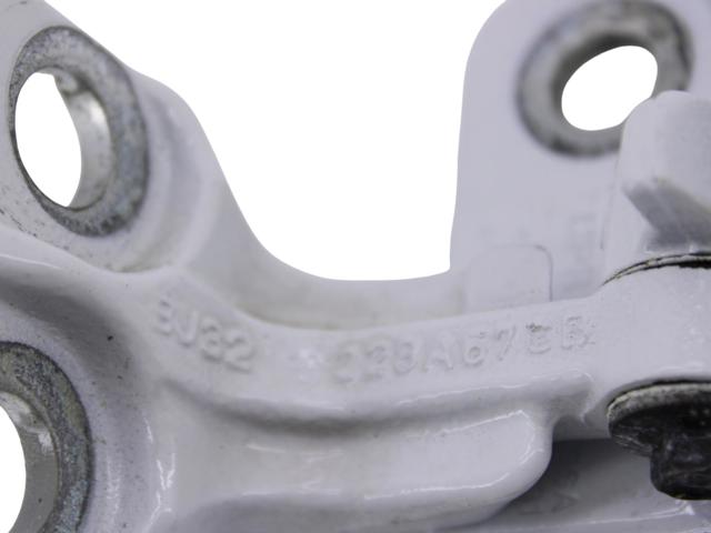 LAND ROVER LR056354 Петля двери передней левой в наличии Винница