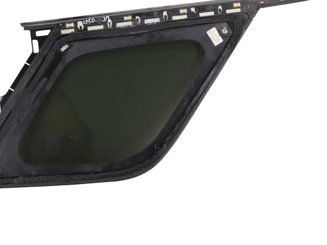 LAND ROVER LR058842 Стекло кузова (багажного отсека) левое в наличии Винница