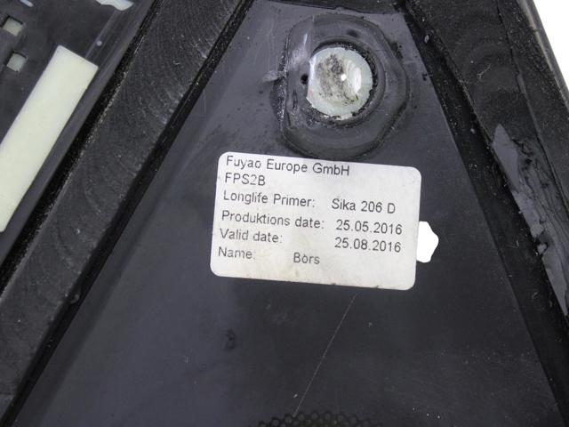LR058842 LAND ROVER Стекло кузова (багажного отсека) левое купить в Киев