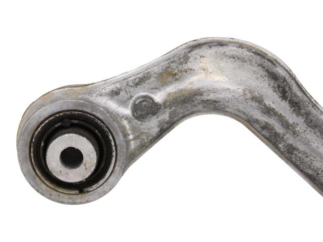 Балансир подвески задний правый LR060763 LAND ROVER