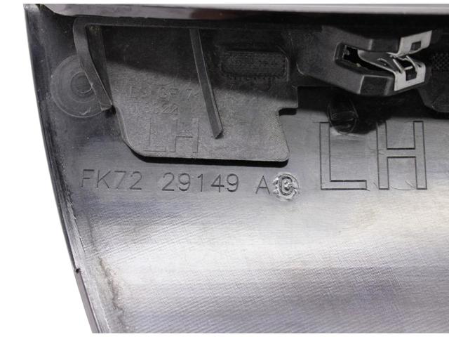 LAND ROVER LR061130 Накладка стойки кузова внешняя задняя левая в наличии Кривой Рог