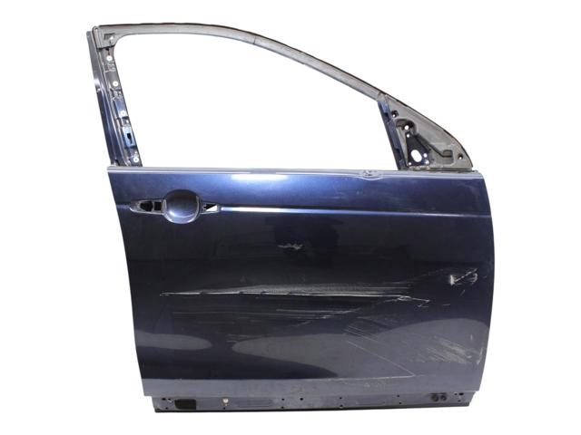 Пассажирская передняя дверь LR061282 LAND ROVER