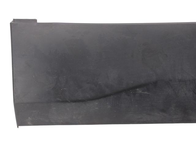 LR073084 LAND ROVER Молдинг двери задней правой нижний купить в Николаев