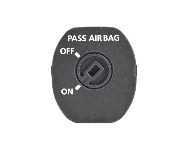 Кнопка отключения подушек безопасности AIRBAG YWL500050PVJ LAND ROVER
