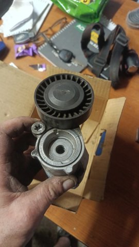 VKM36251 SKF Натяжитель приводного ремня купить в Житомир