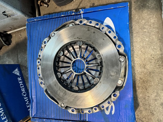 3000951784 SACHS Комплект сцепления купить в Чернигов
