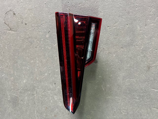 Фонарь задний правый, внутренний 8W5945094D VAG