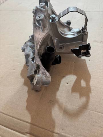 BMW 11518650987 Помпа в наличии Тернополь