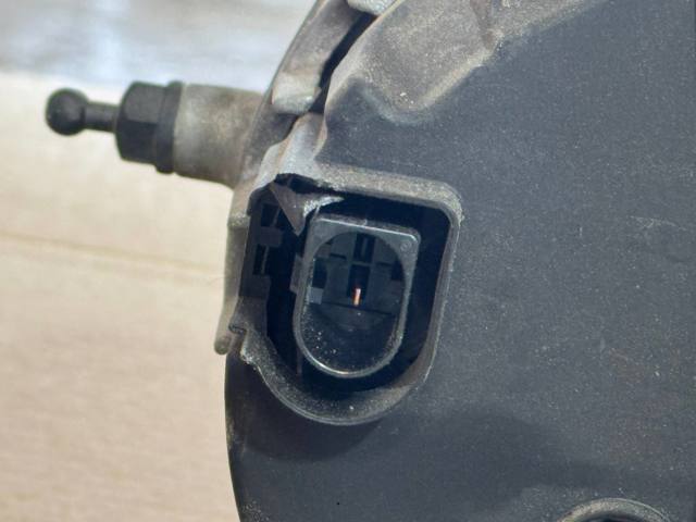 BMW 12318611280 Генератор в наличии Украина