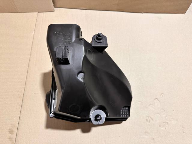 13717852381 BMW купить в Тернополь