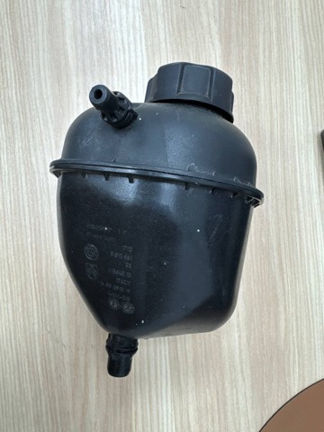 17138610661 BMW Бачок системы охлаждения купить в Полтава