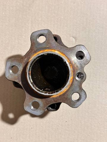 BMW 31206866315 Передняя ступица в наличии Чернигов