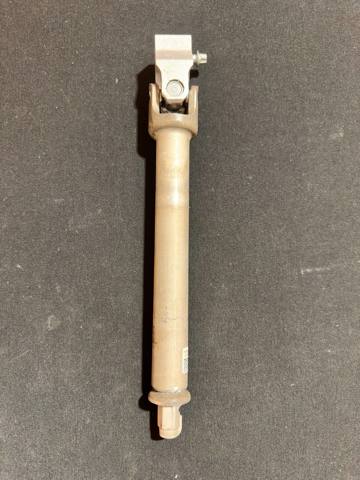 Вал рулевой колонки 32306871959 BMW