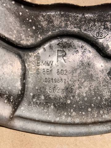 Пыльник тормозного диска заднего правый 34206861802 BMW