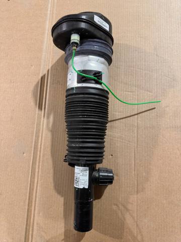Стойка передняя левая 37106869035 BMW