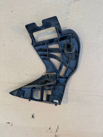 BMW 51117385348 Кронштейн бампера переднего правый в наличии Житомир