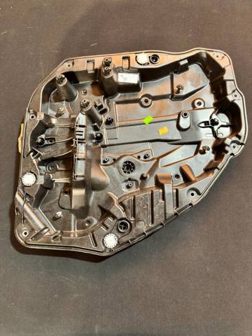 Стеклоподъемник левой задней двери 51359463717 BMW