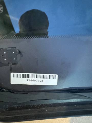 Стекло багажного отсека, левое 51377444077 BMW