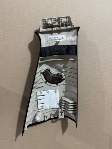 Обшивка стойки кузова внутренняя, средняя левая 51435A0D9B7 BMW