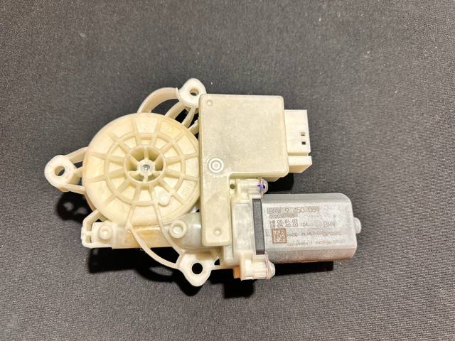 Привод электростеклоподъемника передний 61359450069 BMW