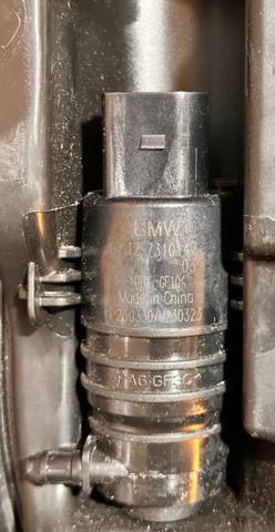 Насос электроомывателя 67127310147 BMW