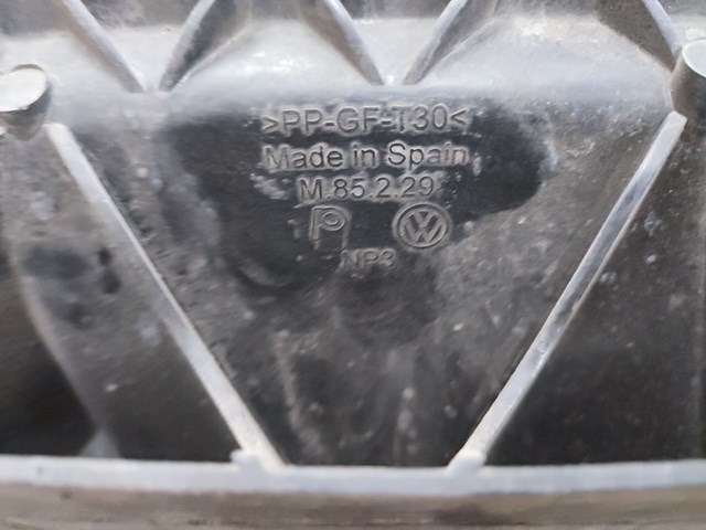 1K8805588B Рамка радиатора купить Чернигов