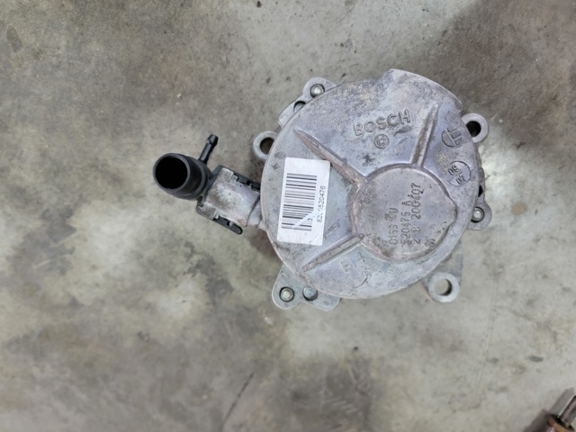 Насос вакуумный 8200520476 NISSAN