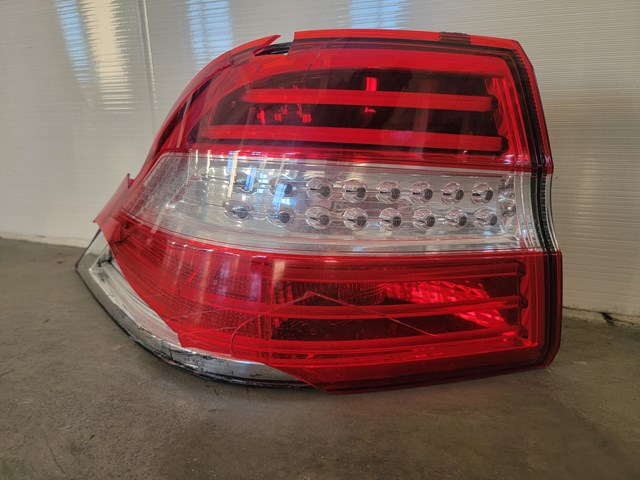 Задняя левая фара A1669063301 MERCEDES