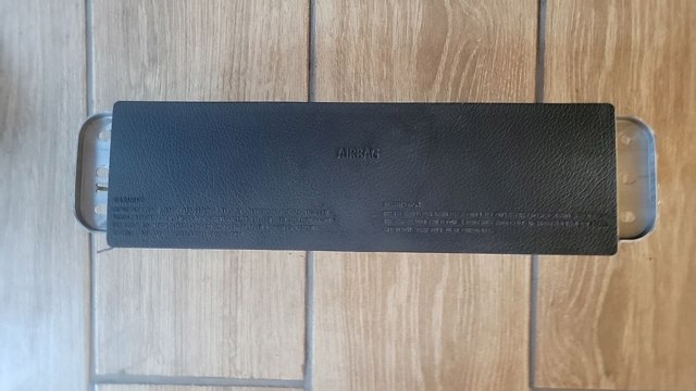 Подушка безопасности защиты коленей A1778600202 MERCEDES
