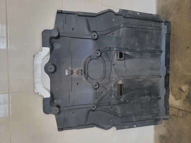 Обвес бампера A2475201500 MERCEDES