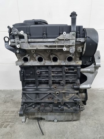 Двигатель bkd volkswagen golf 5 2.0 dti 2003-2011. точный объем 1968 см/куб мощность 140 л.с . 103 квт. система питания насос -фурсунки  BKD 