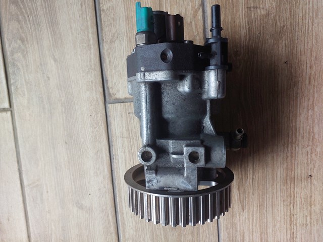 DELPHI R9042A070A Насос топливный высокого давления (ТНВД) в наличии Киев