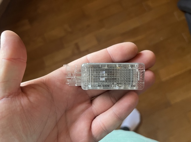 6L0947415A VAG Лампа подсветки в двери купить в Чернигов
