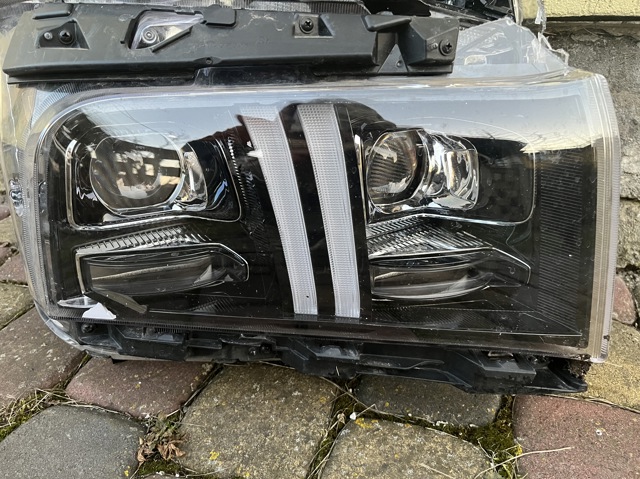 92102S1600 HYUNDAI Правая фара купить в Черкассы