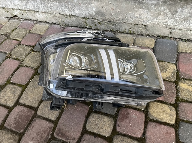 HYUNDAI 92102S1600 Правая фара в наличии Каменское
