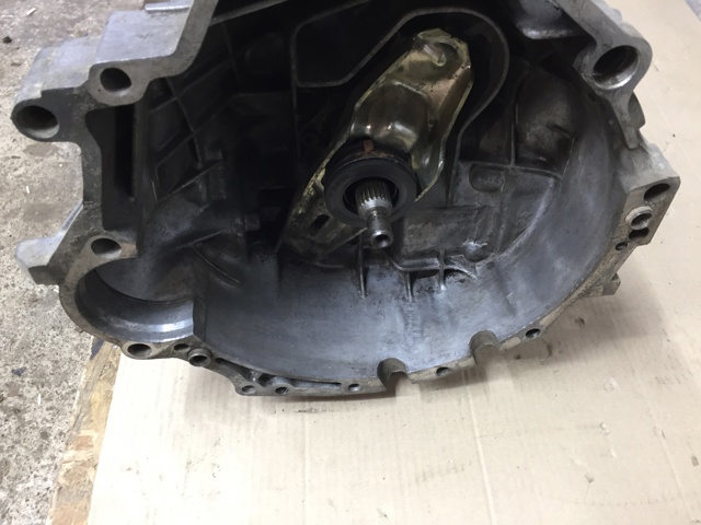 VAG 012300053CX КПП в сборе (механическая коробка передач) в наличии Каменское