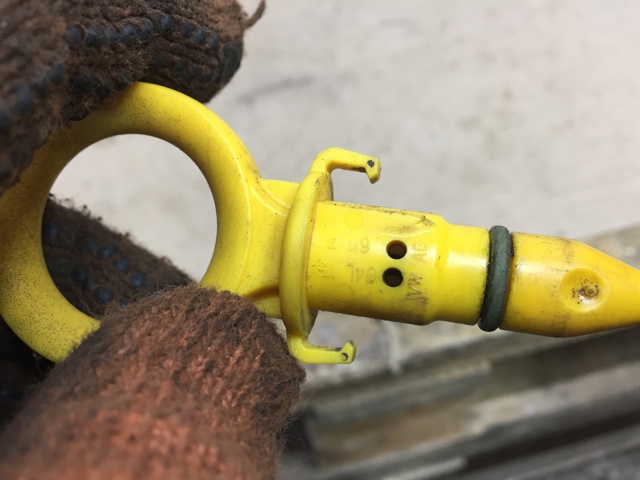 Масляный щуп 04L115611F VAG