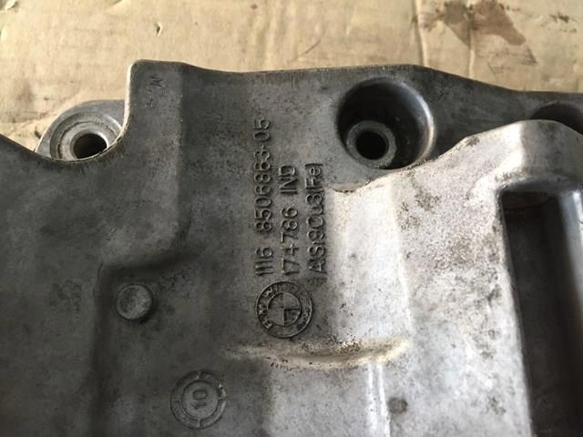 Кронштейн компрессора кондиционера 11168506863 BMW