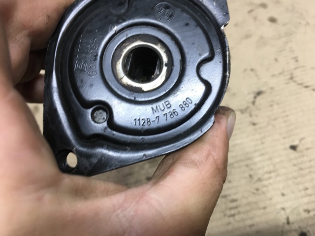 Роликовий модуль натяжителя ремня 11287786880 BMW