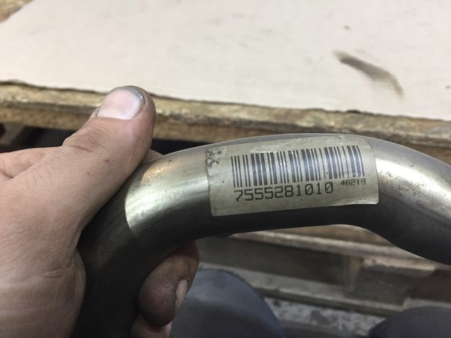 Патрубок системи охолодження 11537555281 BMW