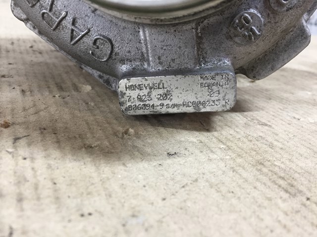 Турбонагнетатель 11657823202 BMW