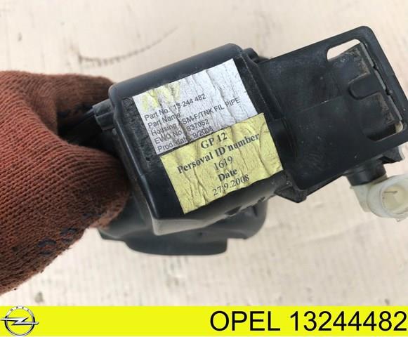 Дверка бензобака 13244482 OPEL