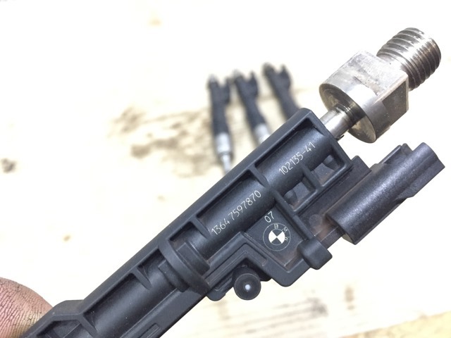 Форсунки 13647597870 BMW
