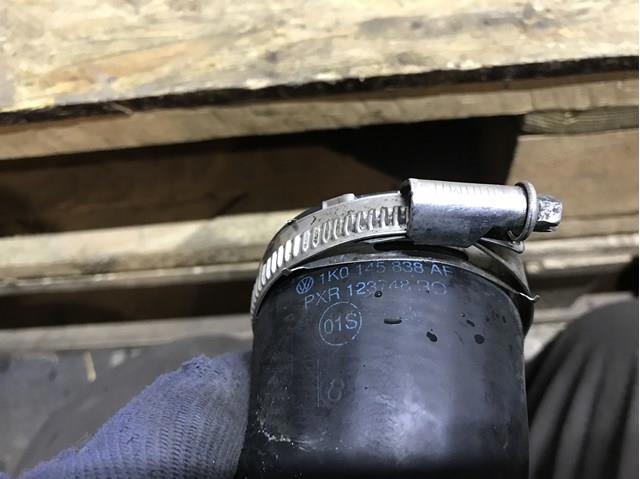 Патрубок дроссельный 1K0145838AF VAG
